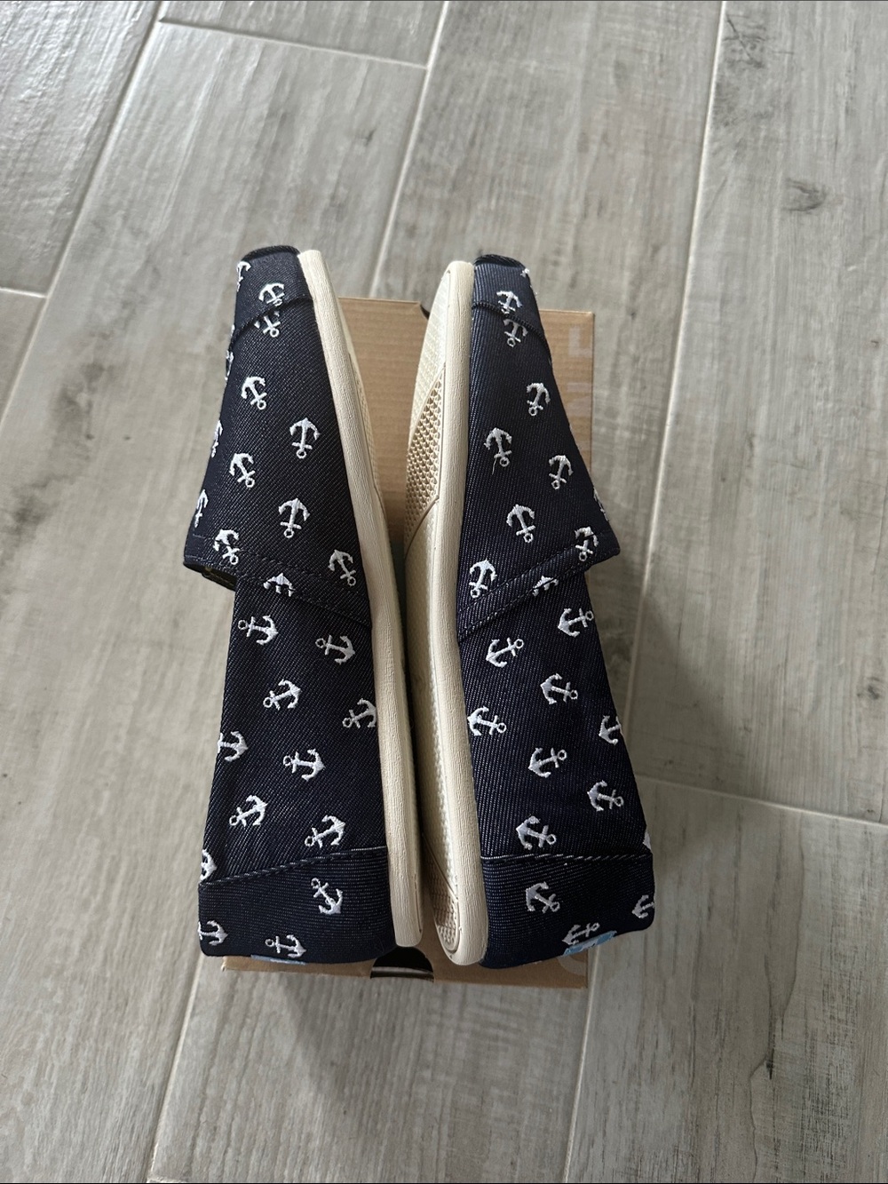 Toms Navy Canvas Slip-On with White Anchor Pattern - Picture 5 of 6